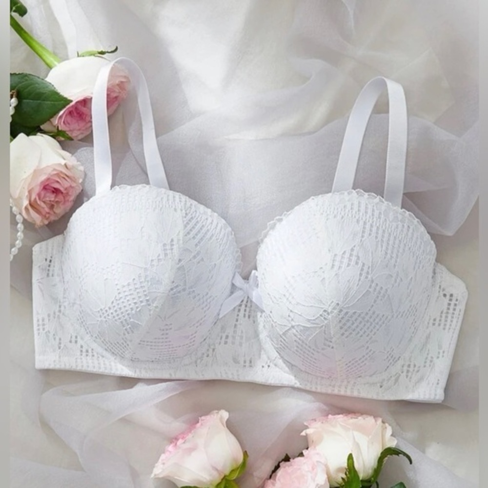 Floral Lace Bow Tie Front Lace Underwire Bra-White- Size 42C/NWT/ BEAUTIFUL!